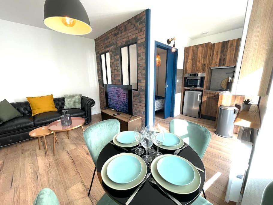 Le Charly - Magnifique Appartement Hypercentre Pau Zewnętrze zdjęcie